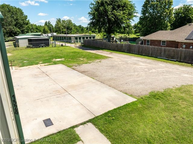 1324 Sandstone Drive, Van Buren, AR 72956