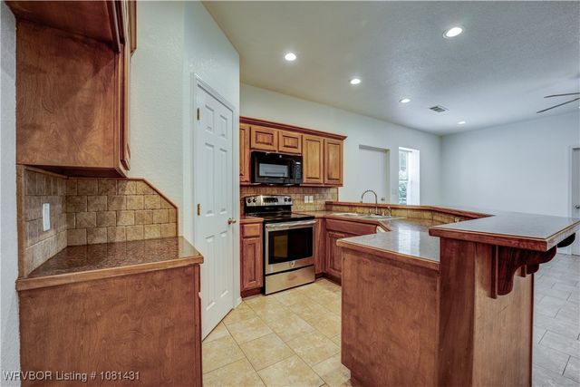 1324 Sandstone Drive, Van Buren, AR 72956
