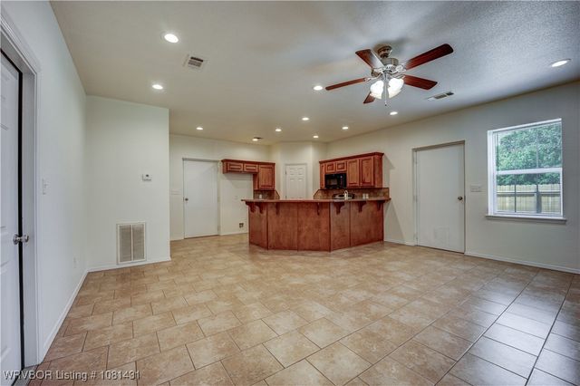 1324 Sandstone Drive, Van Buren, AR 72956