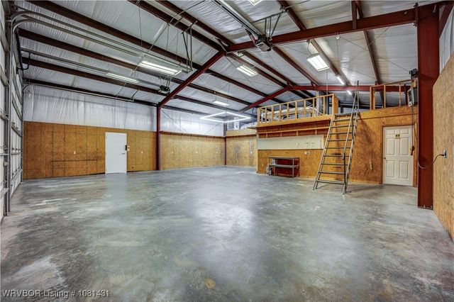 1324 Sandstone Drive, Van Buren, AR 72956