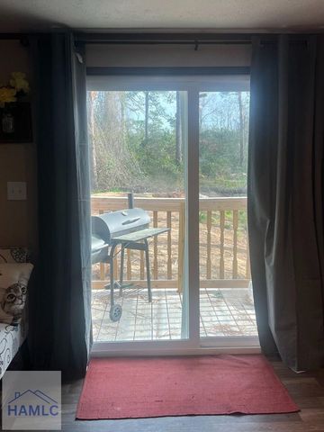 308 Cowboy Road, Jesup, GA 31545