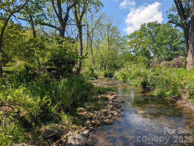 201 Timber Drive, Asheville, NC 28804