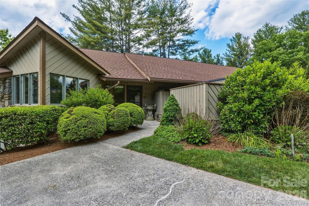 201 Timber Drive, Asheville, NC 28804