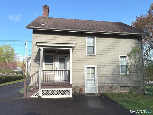 30 Wooster Heights, Danbury, CT 06810