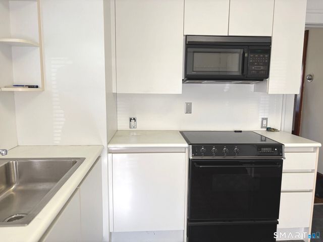 30 Wooster Heights, Danbury, CT 06810