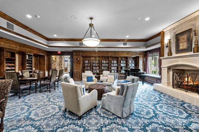 301 Watermere Drive 222, Southlake, TX 76092