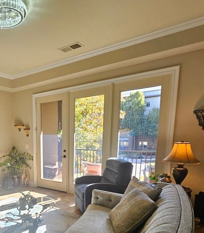 301 Watermere Drive 222, Southlake, TX 76092