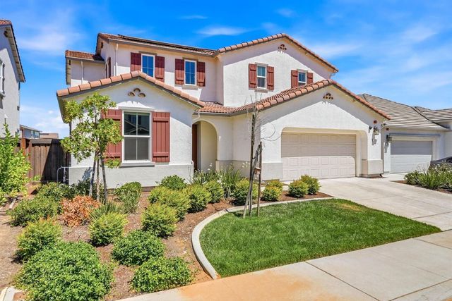7463 Darque Way, Elk Grove, CA 95757