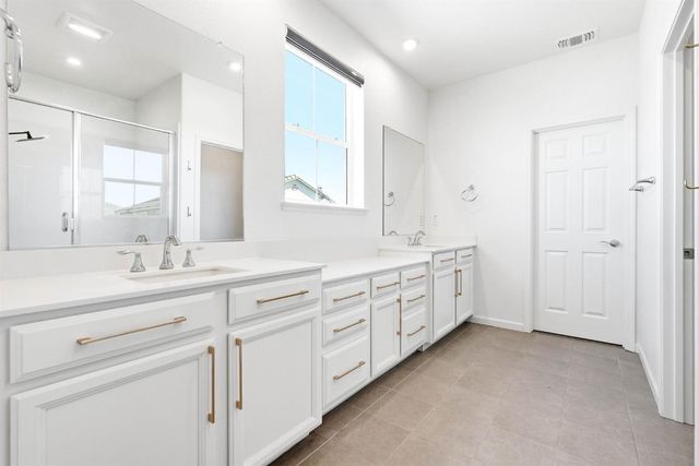 7463 Darque Way, Elk Grove, CA 95757
