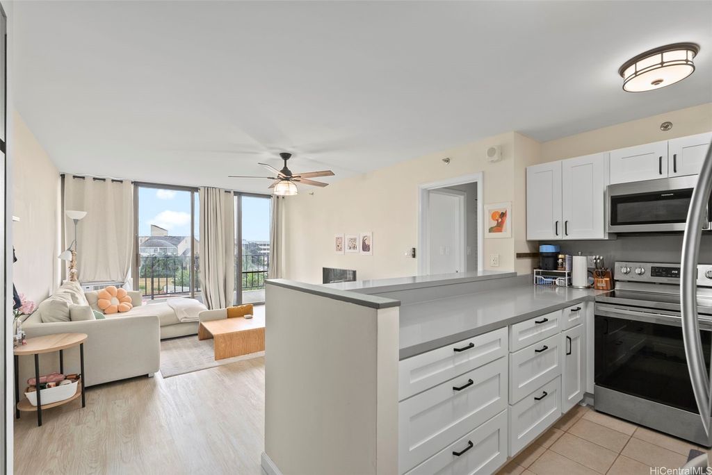 98-402 Koauka Loop 314, Aiea, HI 96701