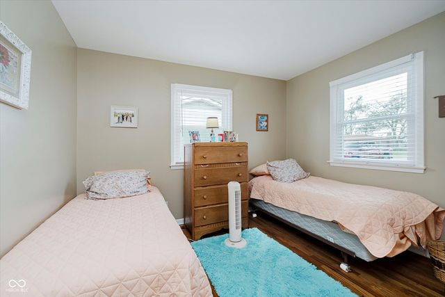 2140 S Fairview Drive, Shelbyville, IN 46176