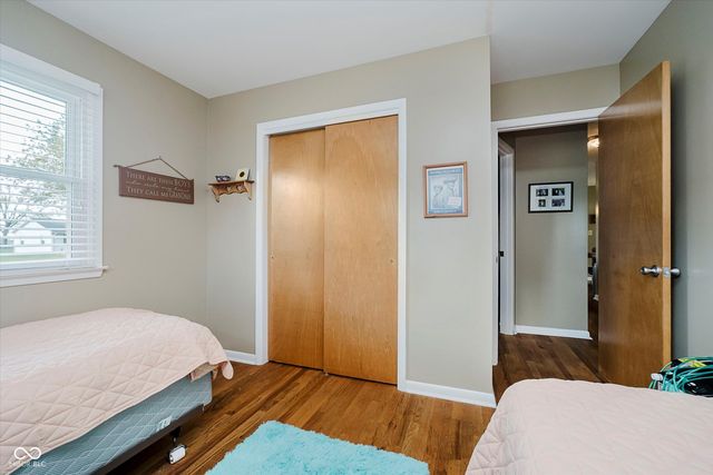 2140 S Fairview Drive, Shelbyville, IN 46176