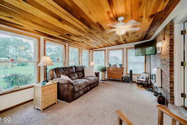 2140 S Fairview Drive, Shelbyville, IN 46176