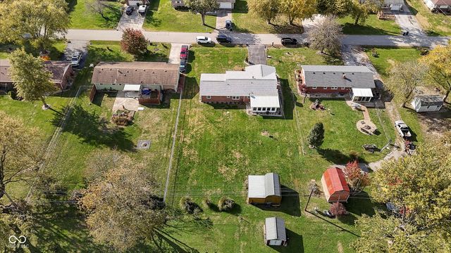 2140 S Fairview Drive, Shelbyville, IN 46176