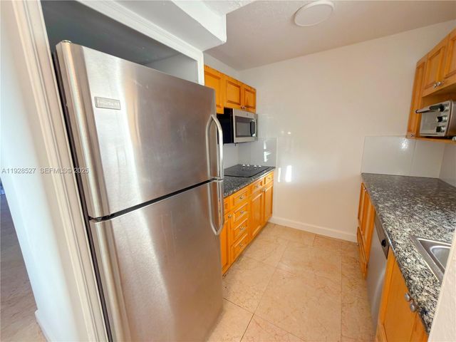 2448 SW 42nd Ave 2G, Fort Lauderdale, FL 33317