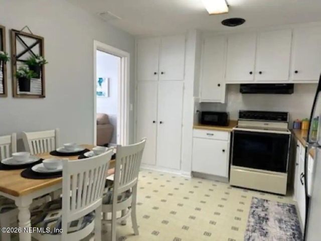 5214 BATLEY Road, Jacksonville, FL 32210