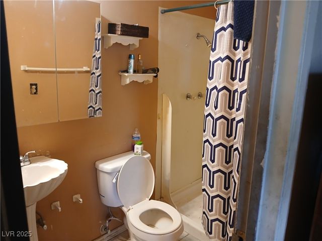 4200 Coran Lane, Las Vegas, NV 89108