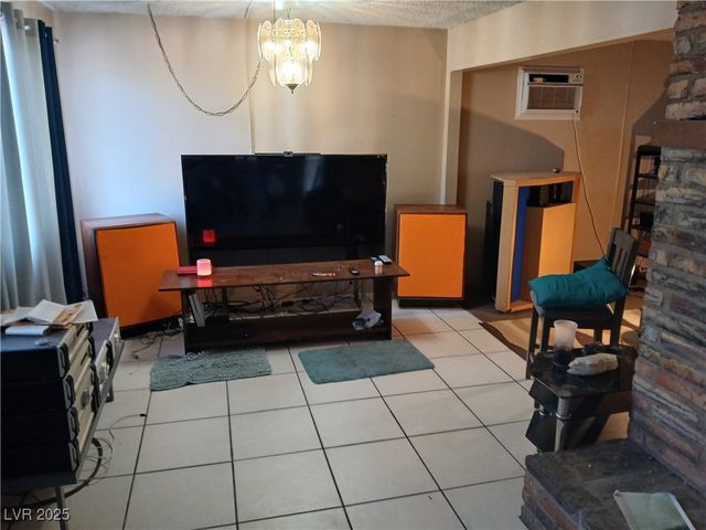 4200 Coran Lane, Las Vegas, NV 89108