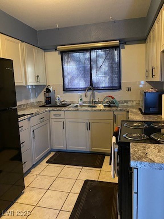 4200 Coran Lane, Las Vegas, NV 89108