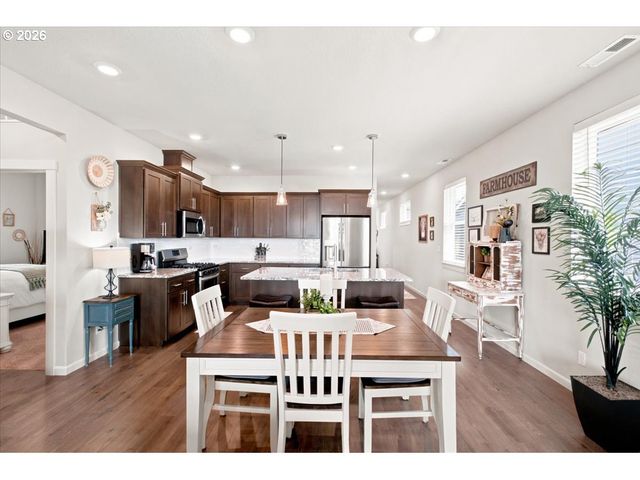 1654 NOLAN Ave, Albany, OR 97322