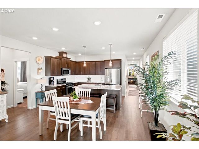 1654 NOLAN Ave, Albany, OR 97322