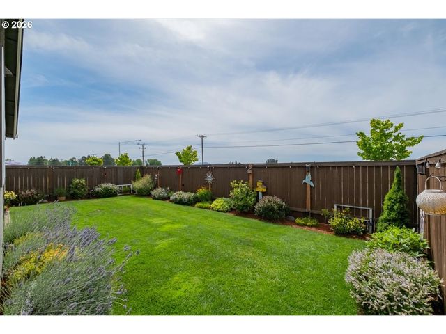 1654 NOLAN Ave, Albany, OR 97322