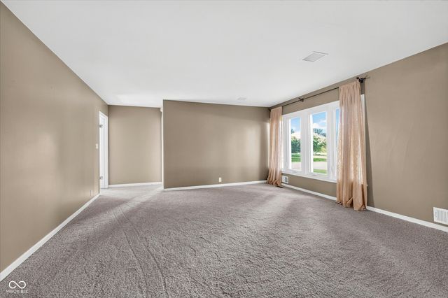 720 Golf Club Road, Anderson, IN 46011