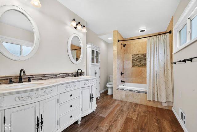 720 Golf Club Road, Anderson, IN 46011