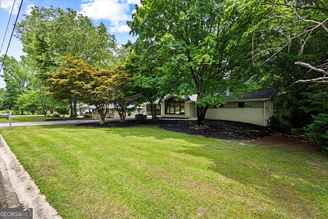 1694 Rhonda Lane, Stone Mountain, GA 30087