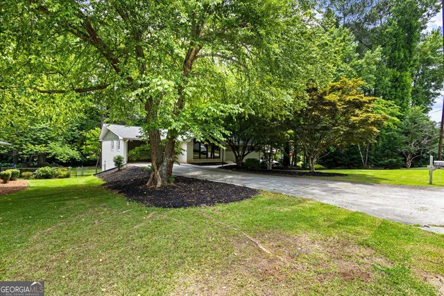1694 Rhonda Lane, Stone Mountain, GA 30087