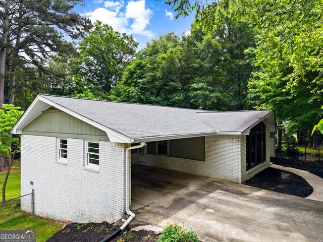 1694 Rhonda Lane, Stone Mountain, GA 30087