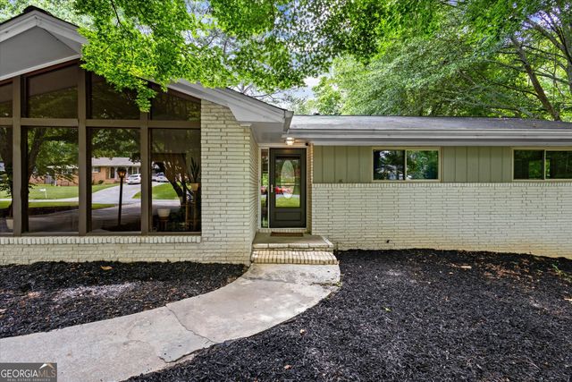 1694 Rhonda Lane, Stone Mountain, GA 30087