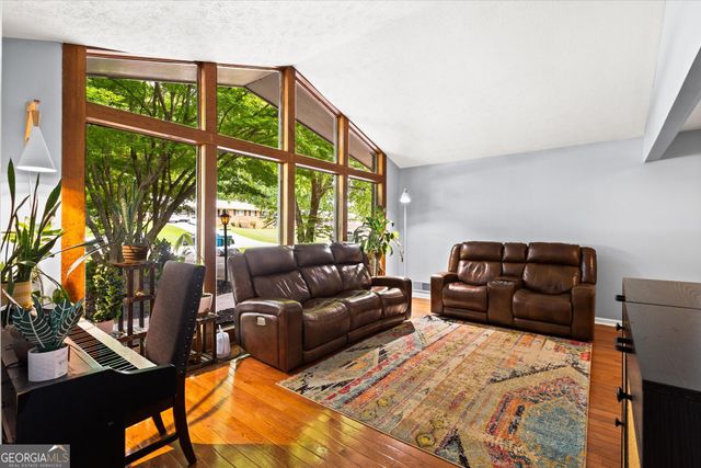 1694 Rhonda Lane, Stone Mountain, GA 30087