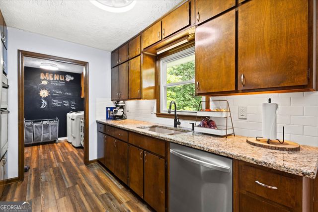 1694 Rhonda Lane, Stone Mountain, GA 30087