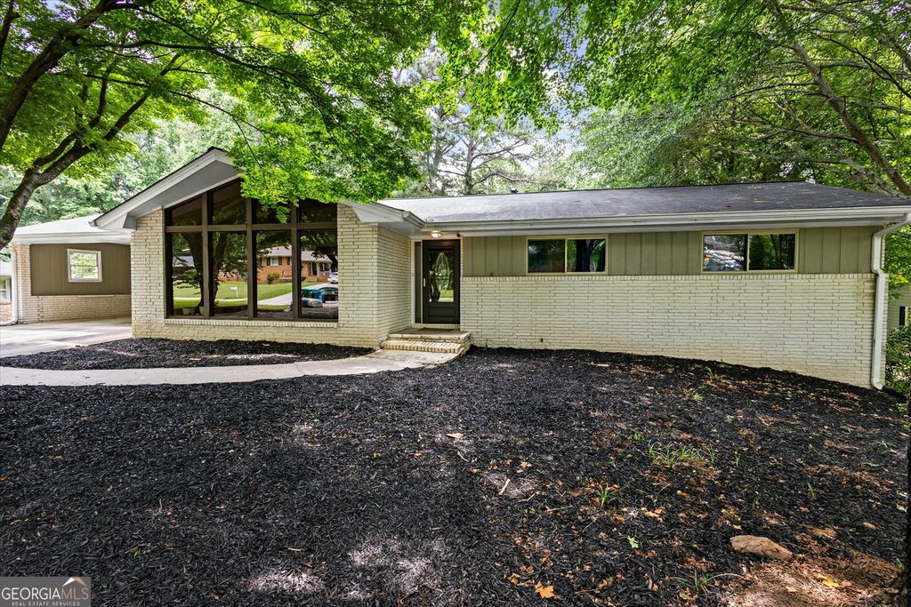 1694 Rhonda Lane, Stone Mountain, GA 30087
