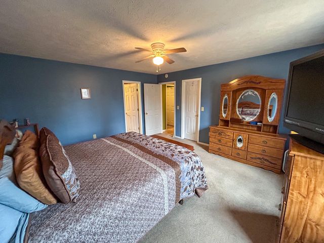 10443 County Road 6690, West Plains, MO 65775