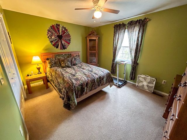 10443 County Road 6690, West Plains, MO 65775