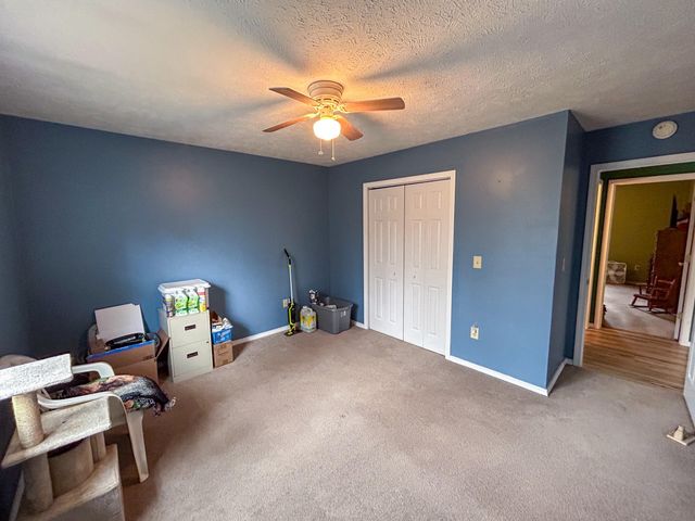 10443 County Road 6690, West Plains, MO 65775