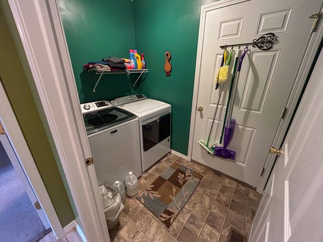 10443 County Road 6690, West Plains, MO 65775