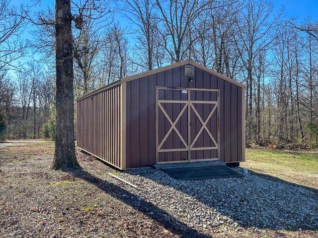 10443 County Road 6690, West Plains, MO 65775