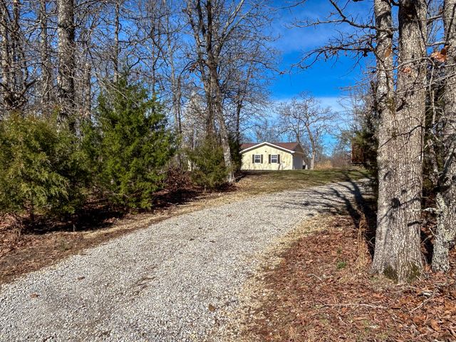 10443 County Road 6690, West Plains, MO 65775