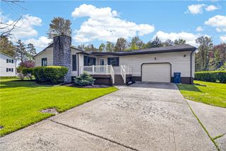 7 Homestead Road West, New Hartford, NY 13323