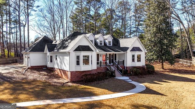 718 Robert Way, Powder Springs, GA 30127