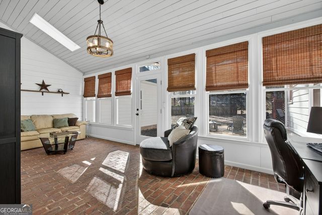 718 Robert Way, Powder Springs, GA 30127