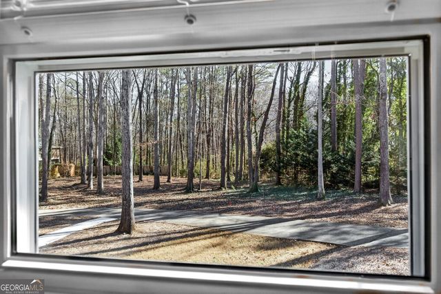 718 Robert Way, Powder Springs, GA 30127