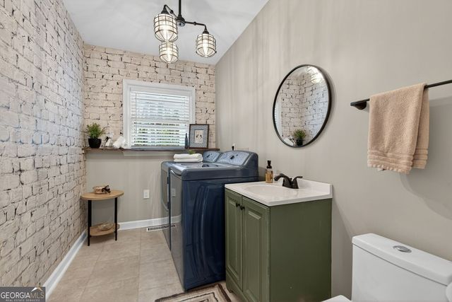 718 Robert Way, Powder Springs, GA 30127