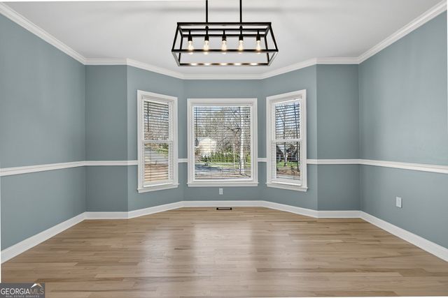 718 Robert Way, Powder Springs, GA 30127