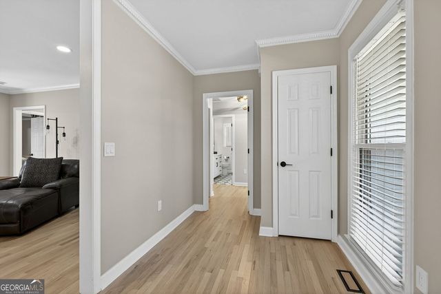 718 Robert Way, Powder Springs, GA 30127