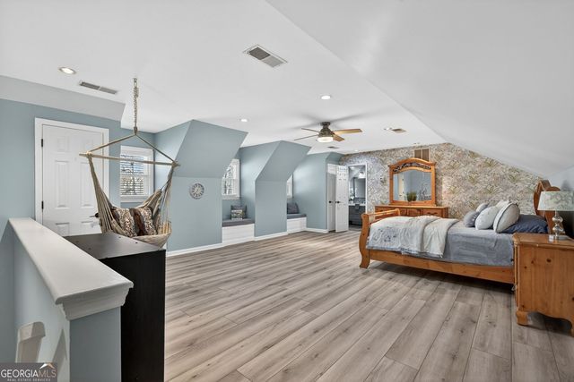 718 Robert Way, Powder Springs, GA 30127