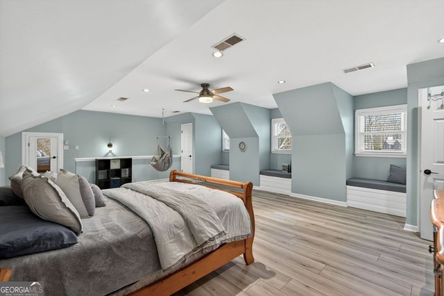 718 Robert Way, Powder Springs, GA 30127